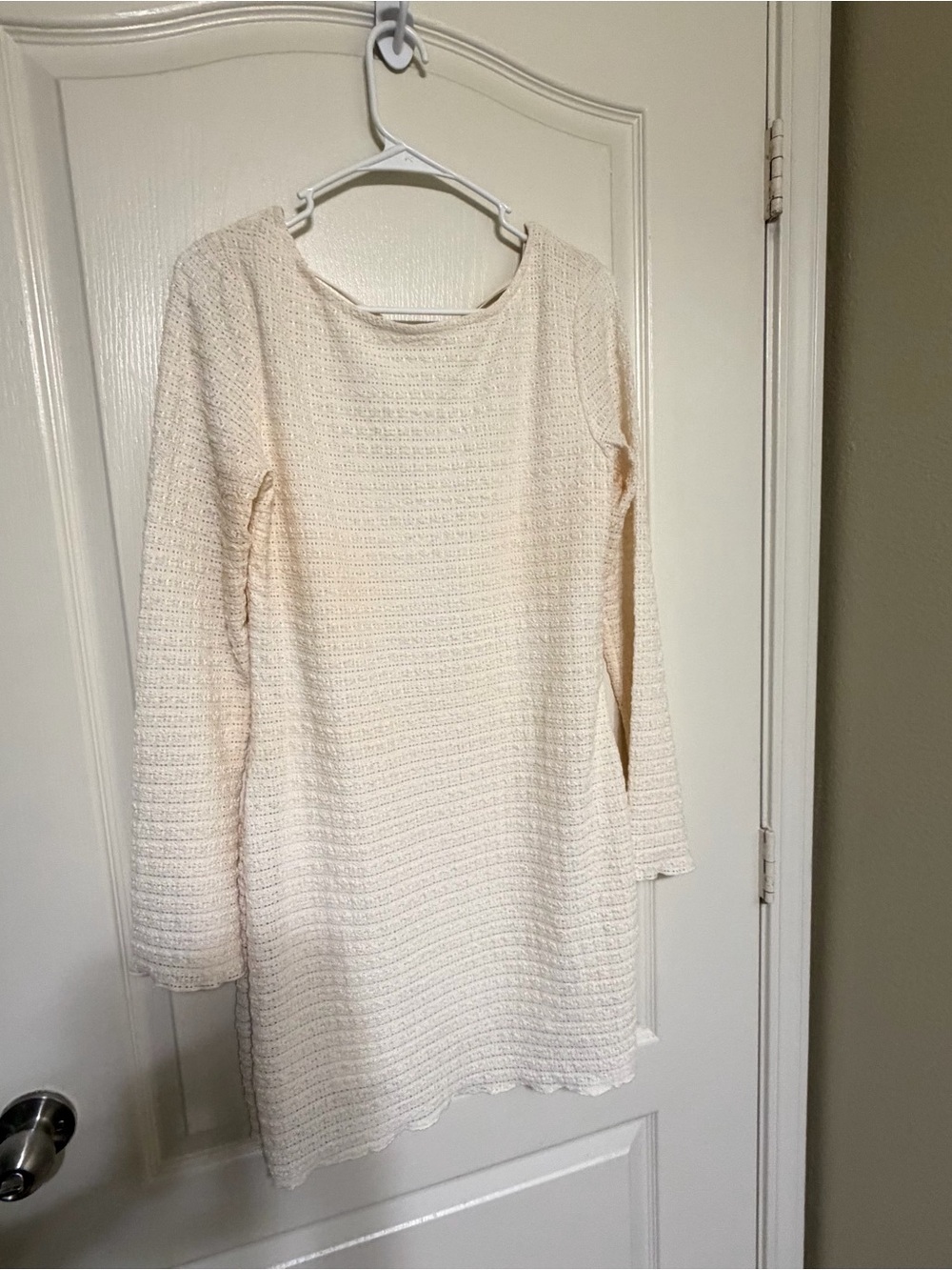 wild fable Cream Textured Long-Sleeve Shift Dress